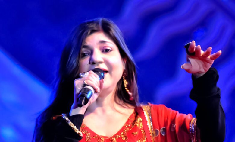 Alka Yagnik loses hearing after viral attack