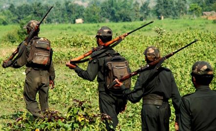 Force and Naxals Clash: 6 Maoists killed, 2 injured